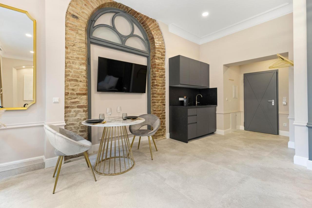 Boutique Rooms I Luxus Suite I Center I Boxspring Аугсбург Экстерьер фото